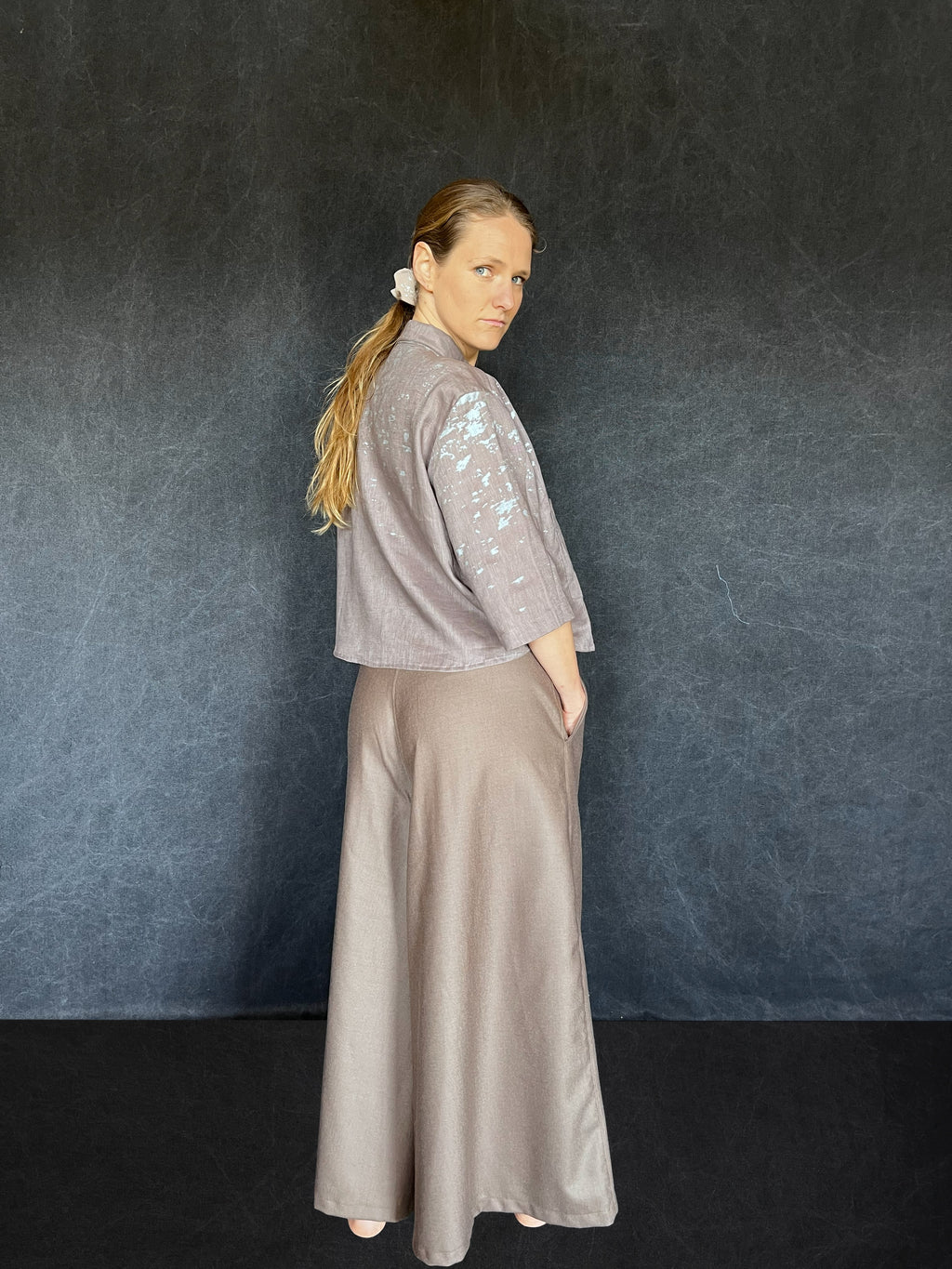 Pantalón "Baila" broches